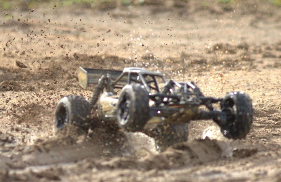 HPI Baja 5B brushless (Maßstab 1:5) 11kg, 6kw maximale Leistung