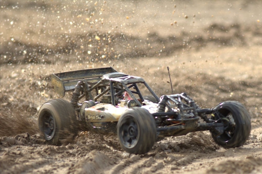 HPI Baja 5B brushless (Maßstab 1:5) 11kg, 6kw maximale Leistung