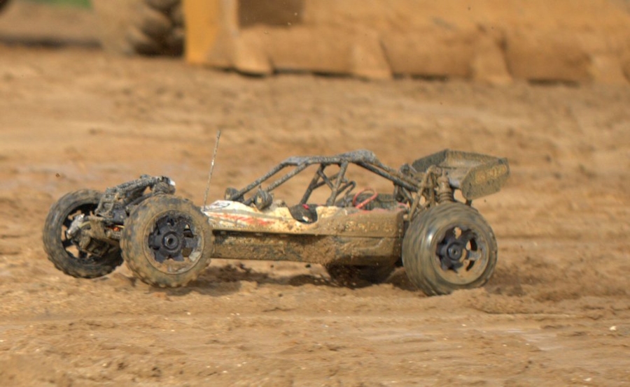 HPI Baja 5B brushless (Maßstab 1:5) 11kg, 6kw maximale Leistung