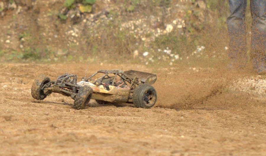 HPI Baja 5B brushless (Maßstab 1:5) 11kg, 6kw maximale Leistung