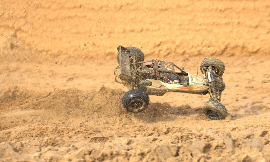 HPI Baja 5B brushless (Maßstab 1:5) 11kg, 6kw maximale Leistung
