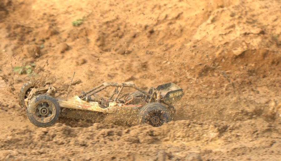HPI Baja 5B brushless (Maßstab 1:5) 11kg, 6kw maximale Leistung